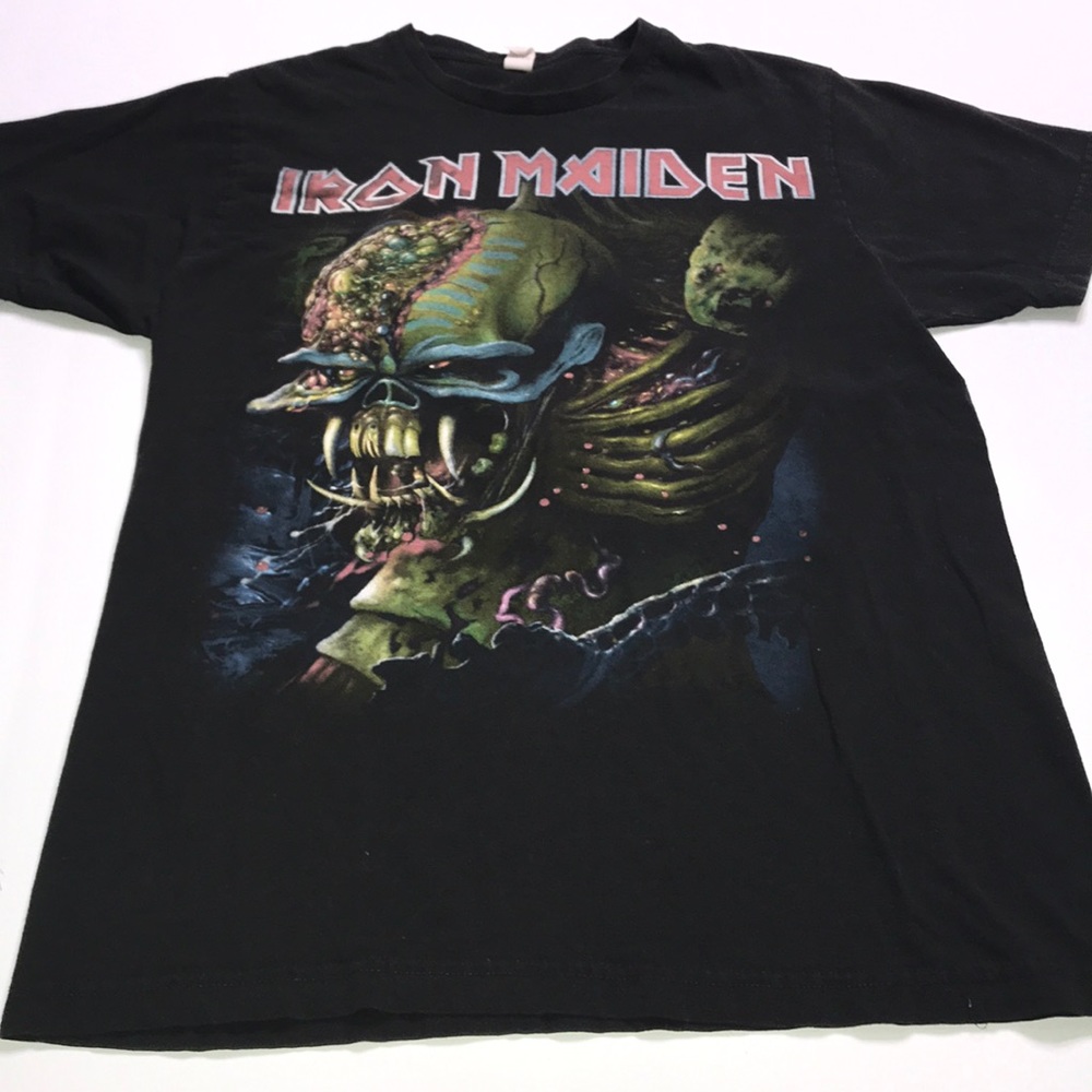Iron Maiden T-Shirt Size Men’s Medium